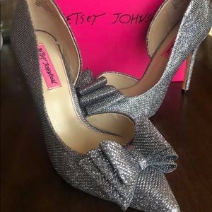 Betsy Johnson Pumps